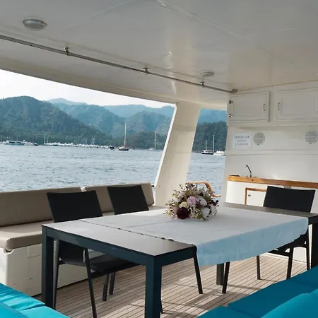 Vira Yacht *